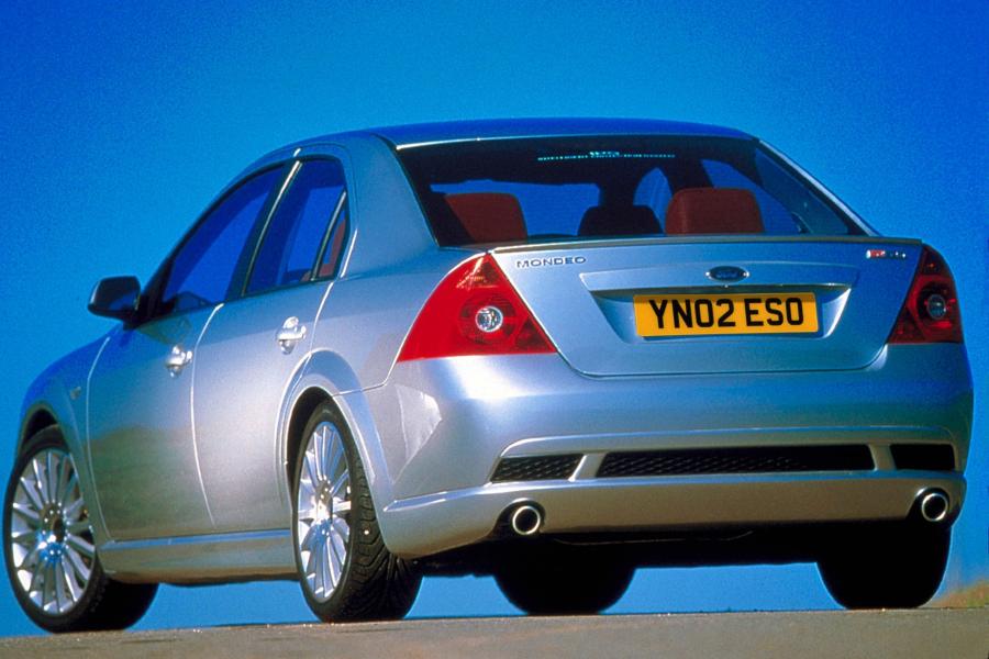  Ford Mondeo ST220 5-Door 2002 года  (фото 14 из 24)